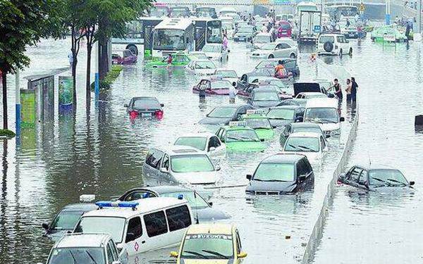 夏季雨水天氣多，車(chē)輛日常保養要注意什么？